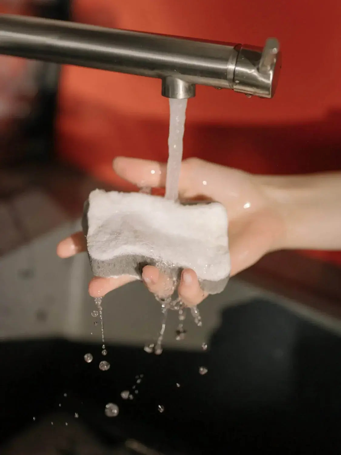 4 Tips for Earth-Friendly Spring Cleaning